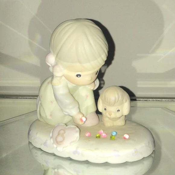 Precious Moments figurine - Picture 1 of 1